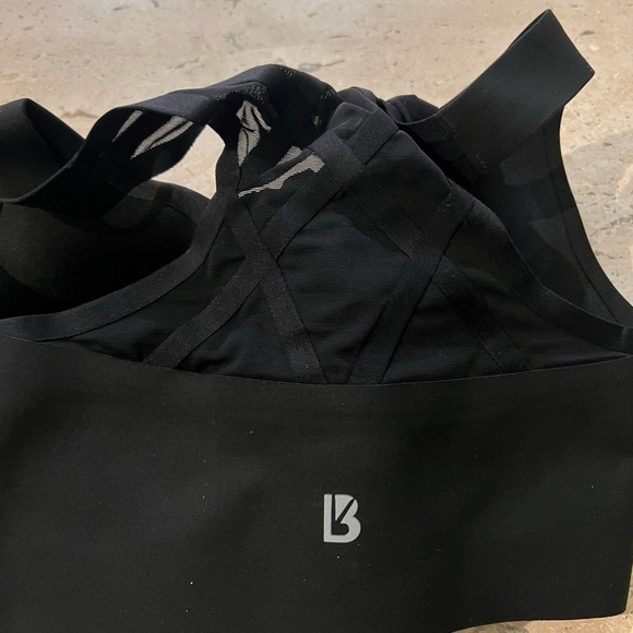 Buff Bunny High Impact Zip Sports Bra Size Small C-DD Cups - Picture 6 of 8